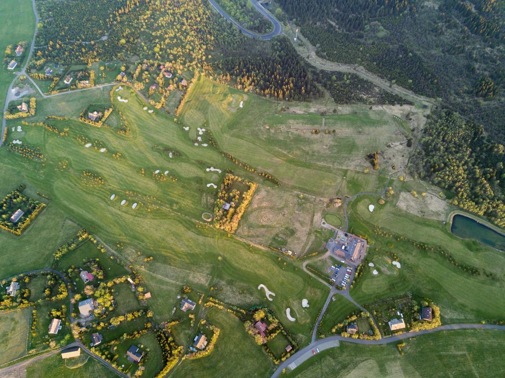 Hotel Krusnohorsky Dvur Cínovec Zewnętrze zdjęcie
